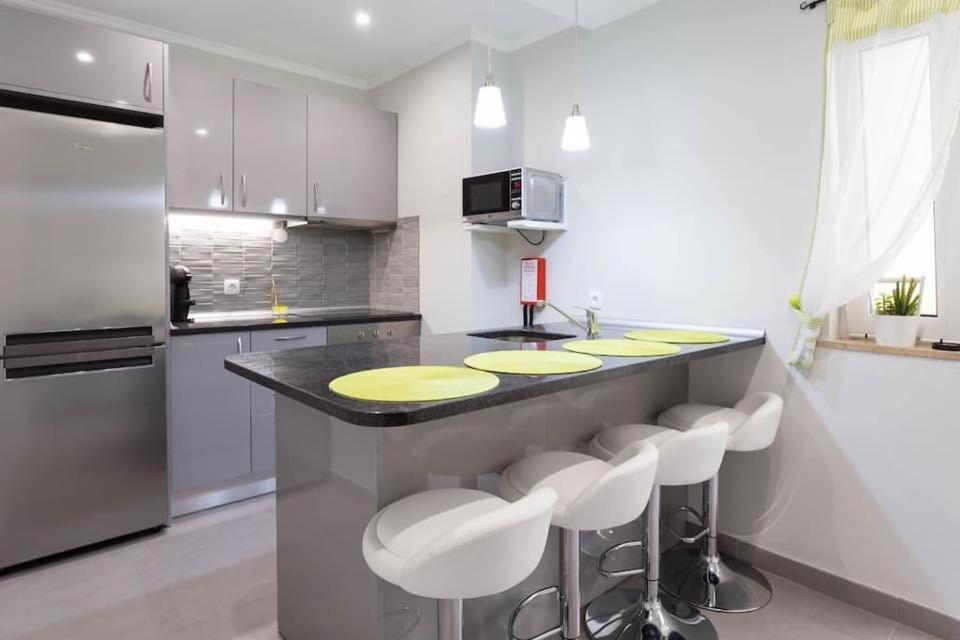 Apartamento Carmo การ์วอยโร ภายนอก รูปภาพ